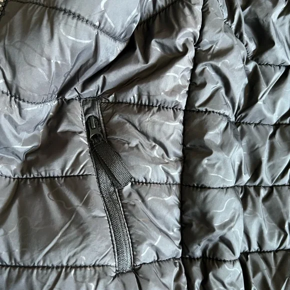 Eddie Bauer Kids BOYS DEER HARBOR REVERSIBLE HOODED JACKET - Picture 6 of 7